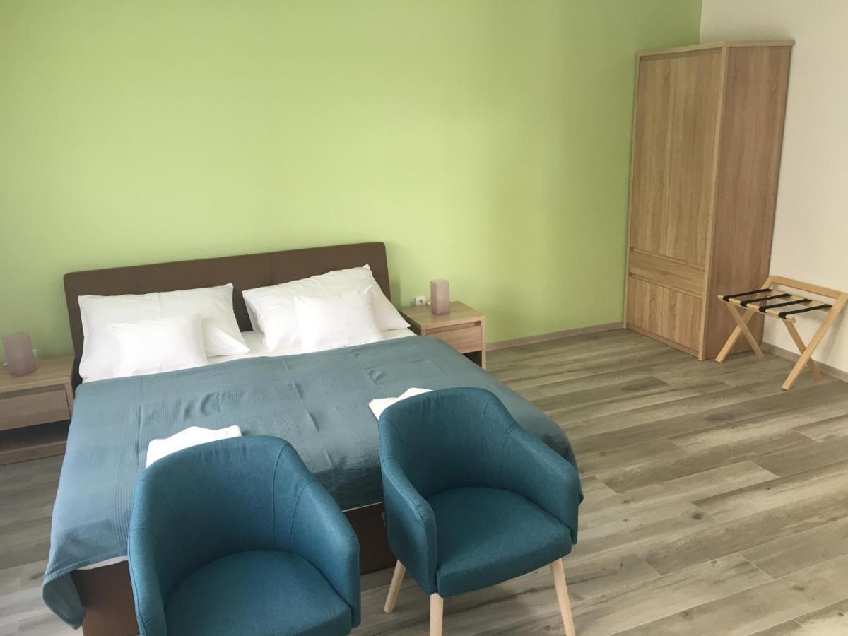 Villa Laar Heviz Luaran gambar